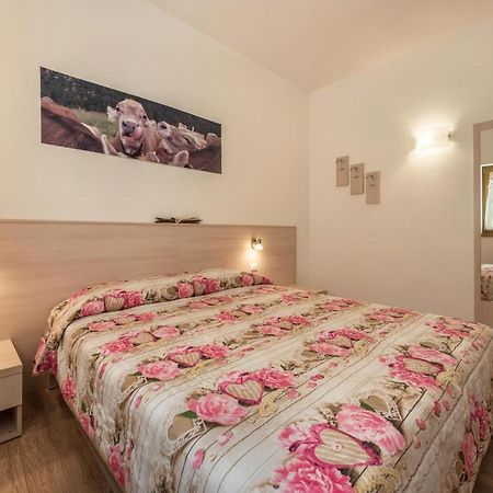 Nonno Bigi Rosa Apartment Tremosine ภายนอก รูปภาพ