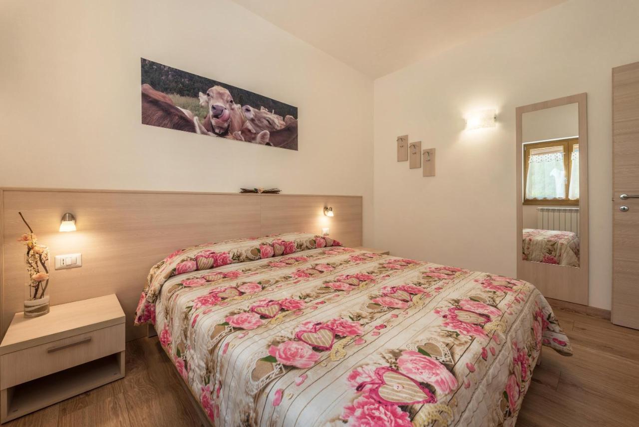 Nonno Bigi Rosa Apartment Tremosine ภายนอก รูปภาพ