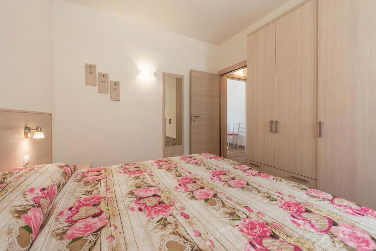 Nonno Bigi Rosa Apartment Tremosine ภายนอก รูปภาพ
